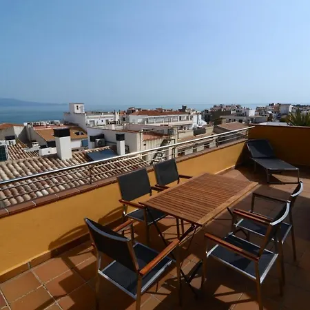 Apartment El Xic L'Escala